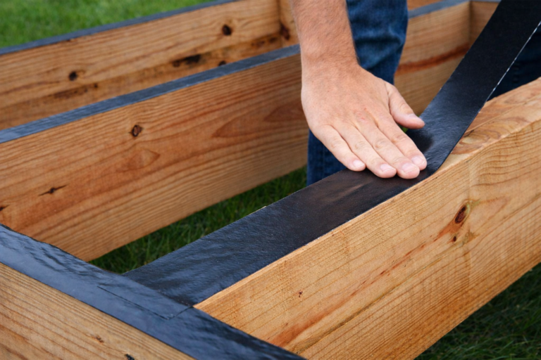 Juosta terasos karkasui apsaugoti